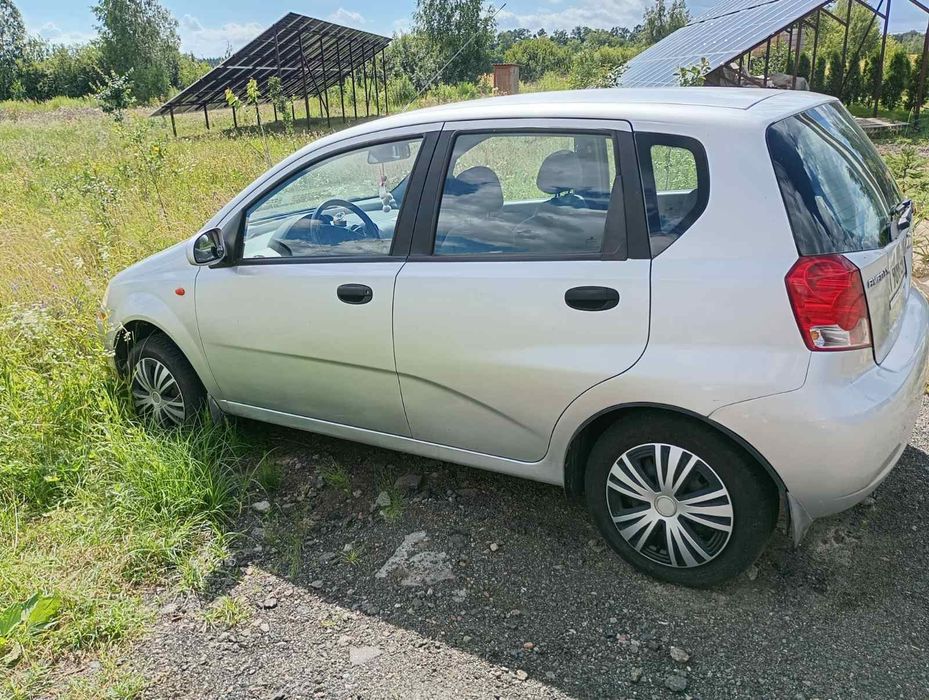 Продам власне авто в гарному стані