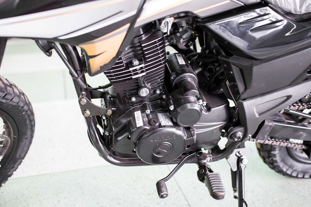 LONCIN LX200GY-3 Pruss мотоцикл