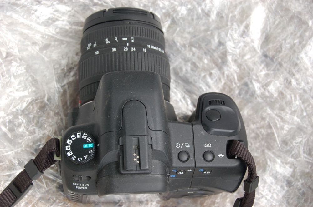 Зеркальный фотоаппарат Sony A200