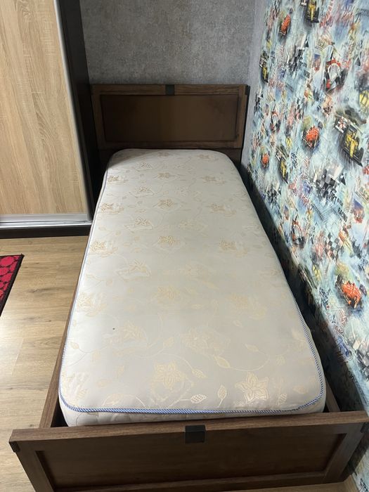 2  односпальних ліжка