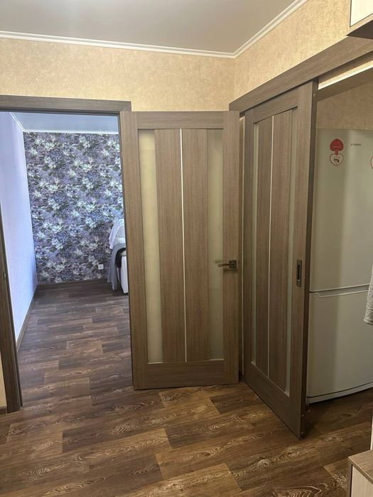 Продам  3-х кімнатну квартиру район вокзалу