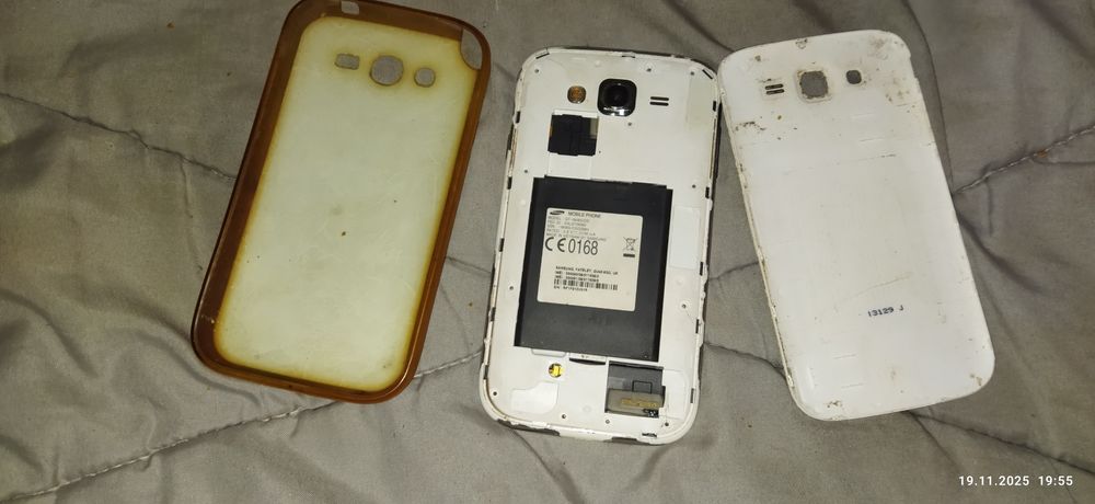 Віддам дисплейний модуль з корпусом samsung i9060/ds з чохлом