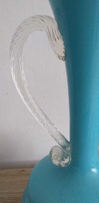 Błękitny wazon z prl