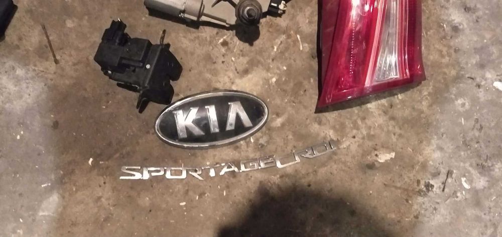 Kia Sportage замок