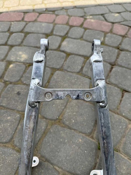 stelaz subframe zadupek tylni tyl airboxa suzuki rmz 450 r 08-17
