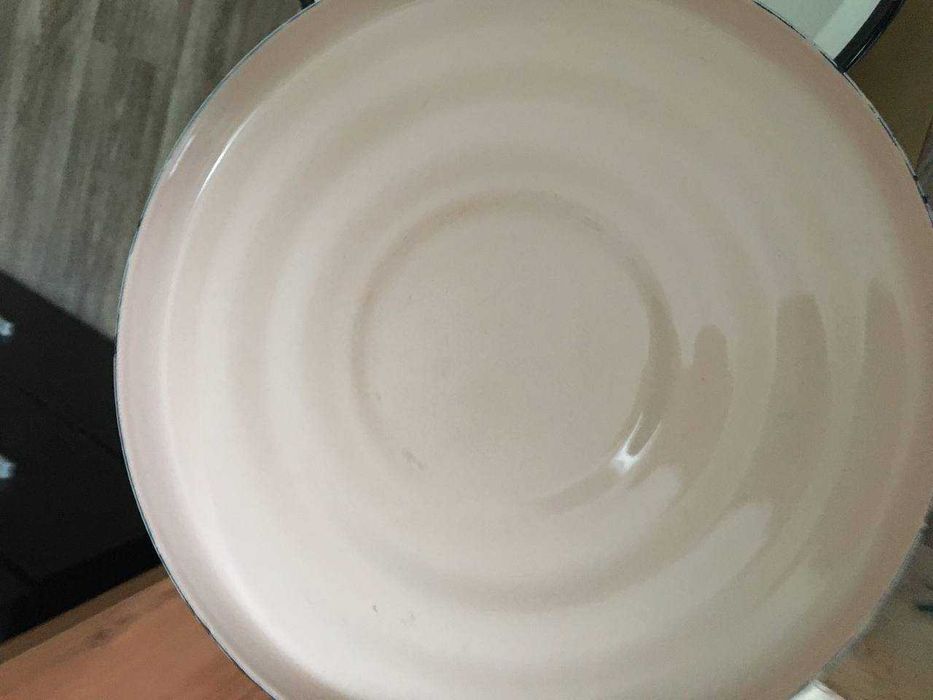 кастрюля малированая