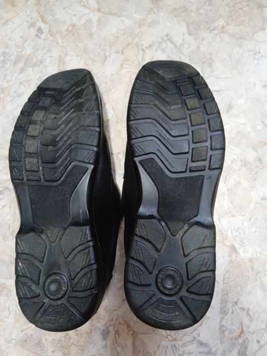 Чоловічі шкіряні черевики