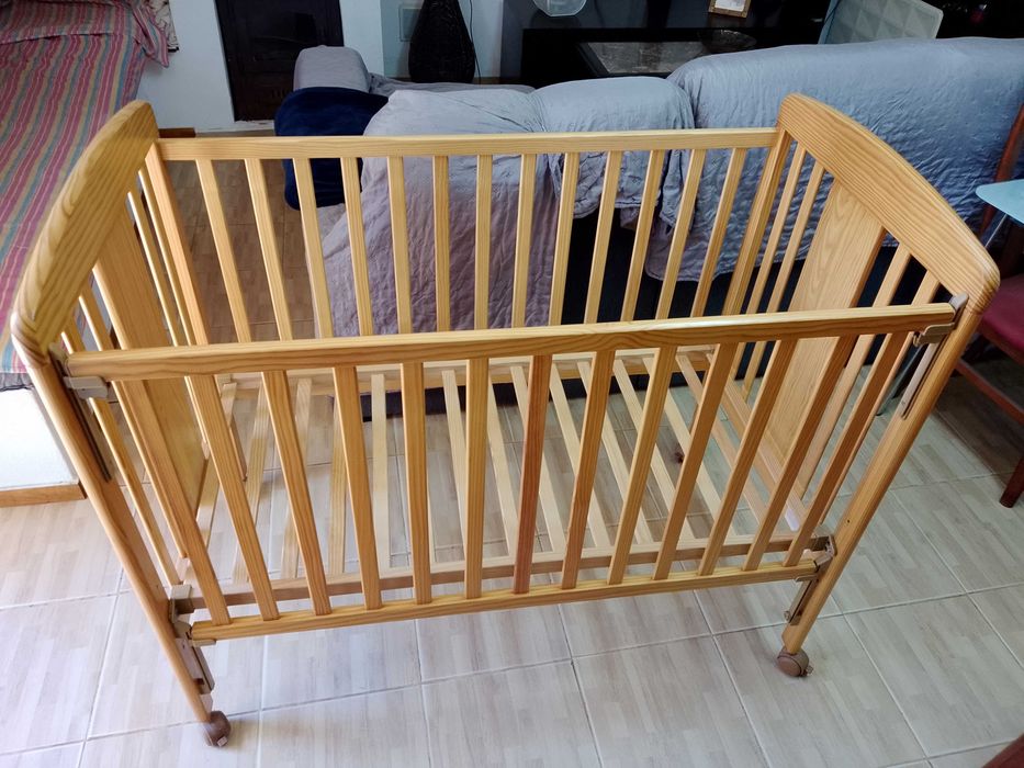 Berço para bebé ótimo estado