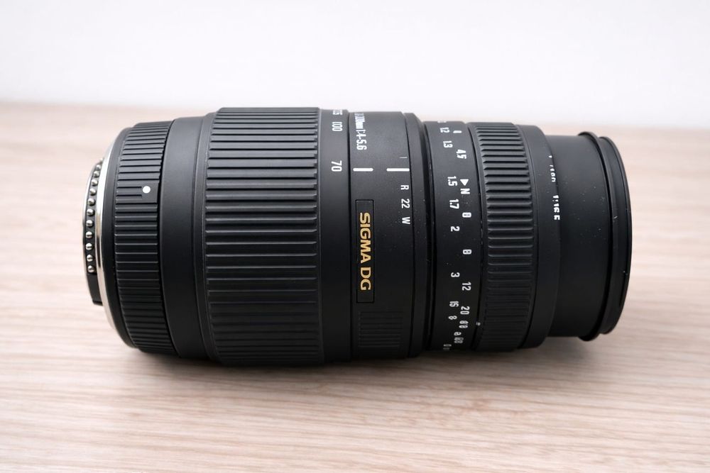 Nikon D3200 + Lente Sigma + Bateria & Carregador