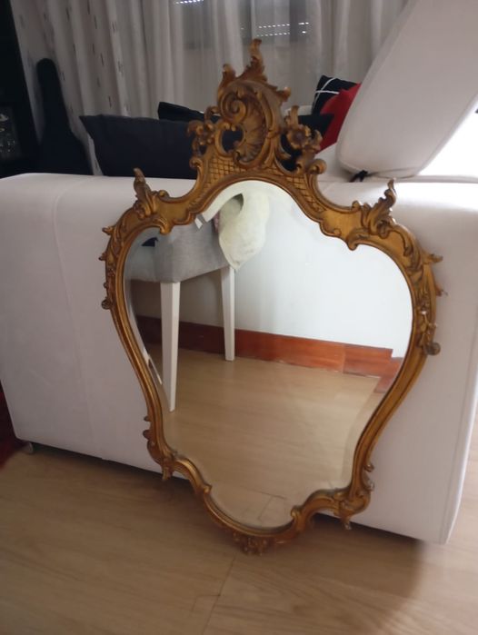 Espelho moldura dourada