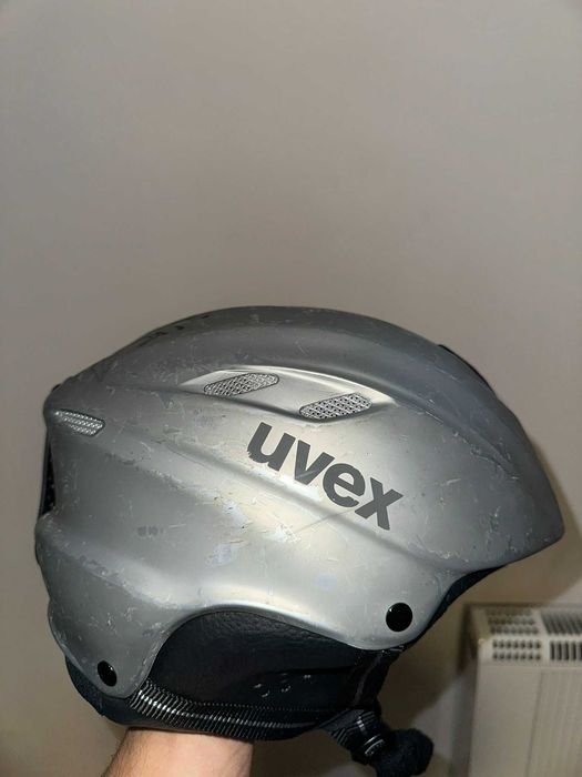 Kask narciarski damski Uvex