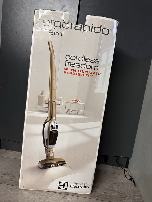 Пилосос аккумуляторний Electrolux