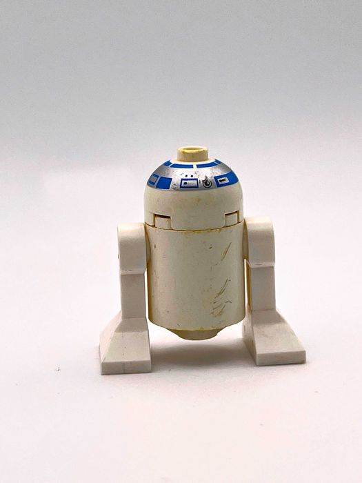 LEGO Star Wars R2-D2 Droide com Desgaste SW0028