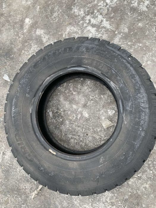 Шини 225/75 R16C Goodyear 2023p всесезон 9/9,6мм