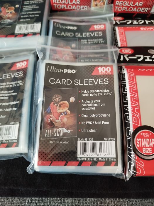 Sleeves e Toploaders para todos os TCG