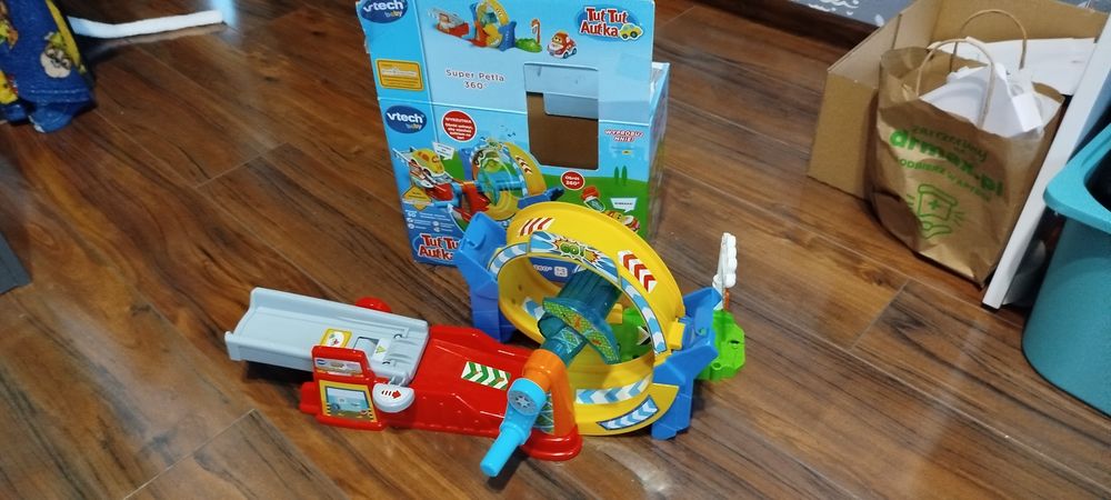 Tut tut autka garaż tor wyścigowy duży zestaw zamiana na LEGO