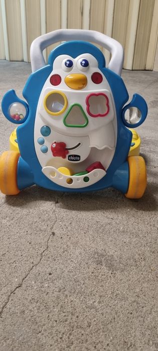 Primeiros Passos Pinguim da Chicco