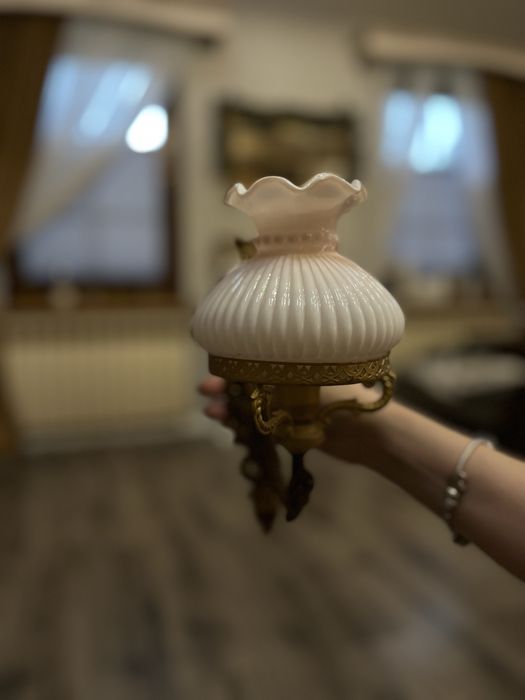 Para Vintage Kinkietów Mosiężnych w Stylu Rococo Revival – Elegancj