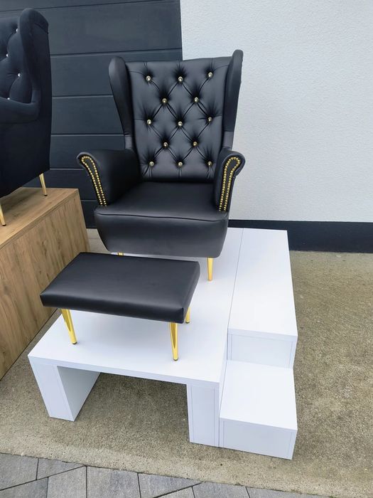 Podest do pedicure z wnęka na krzesło, Nowy PROMOCJA. Dostępnych od ręki.
