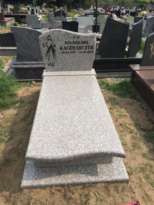 4500 nagrobek granitowy z montazem caly slask