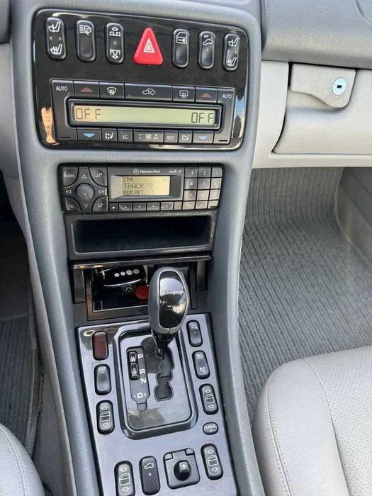 Mercedes CLK 200 Kompressor Cabrio de 2001 foto 2