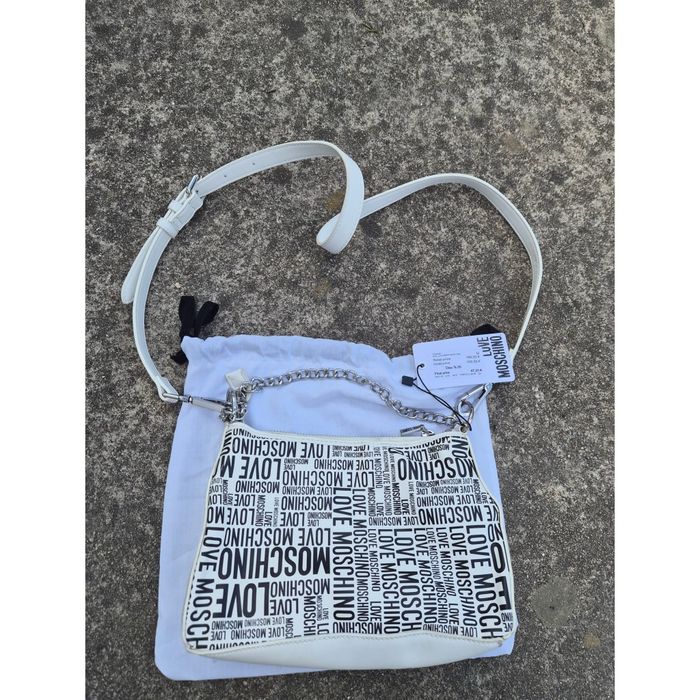 Mala Love Moschino