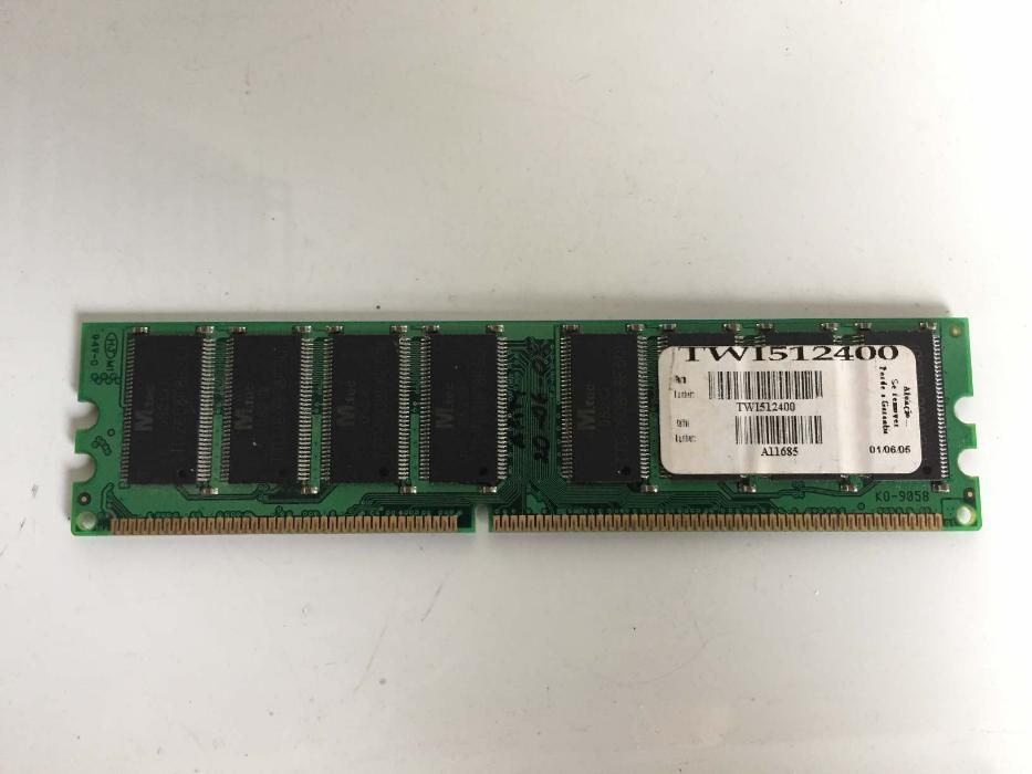 Memória RAM DDR-DIMM 512MB TwinMos