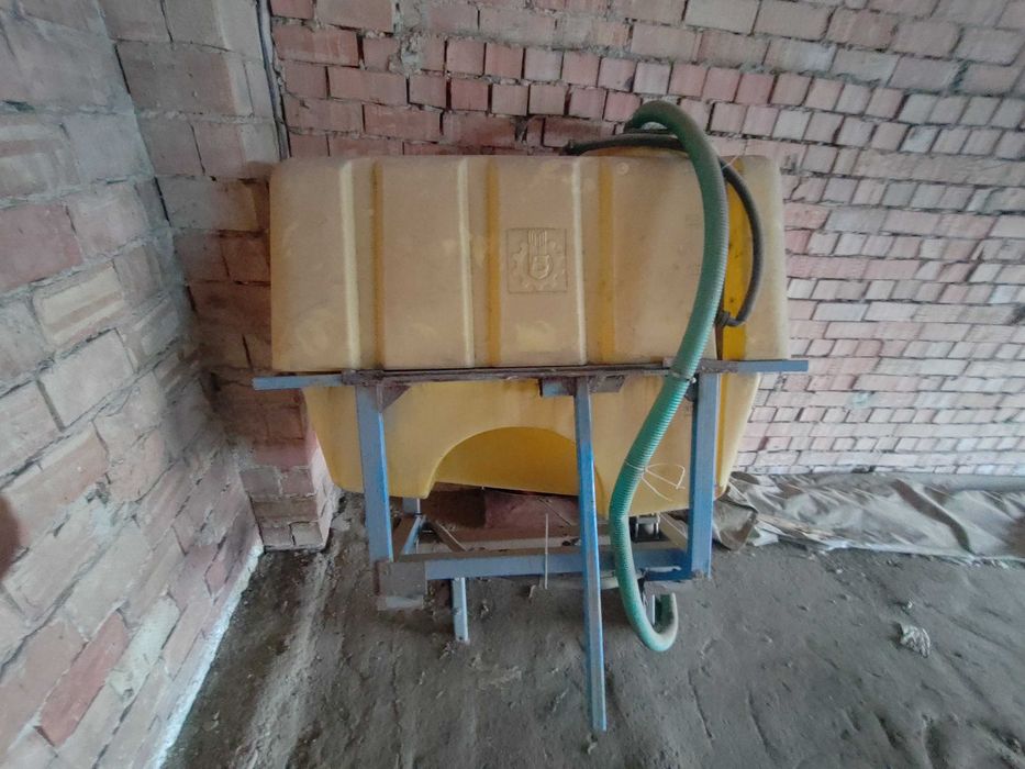 Обприскувач ЕКО-600