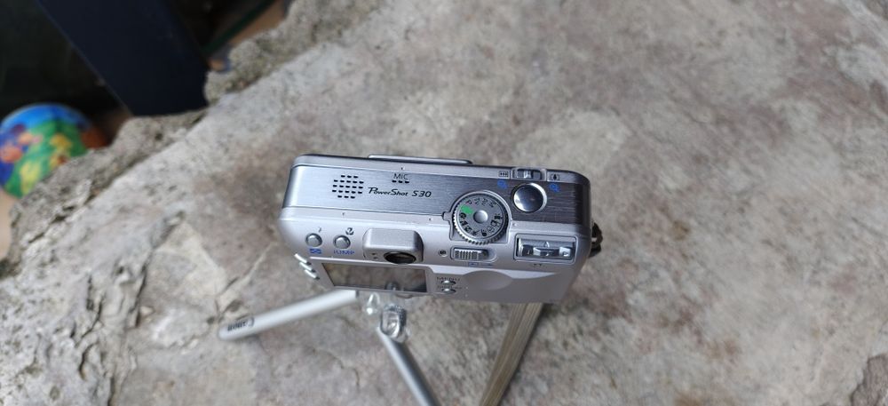 Canon PowerShot S30