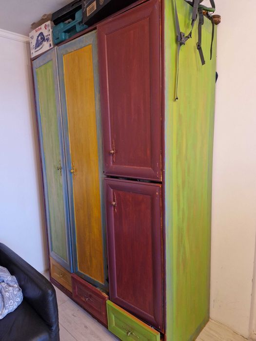 2 Шафи та комод / тумба