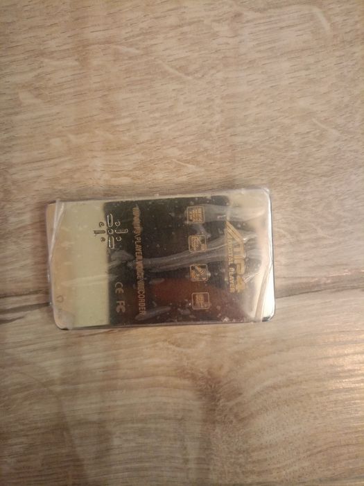 Nowe MP4 4GB w folii