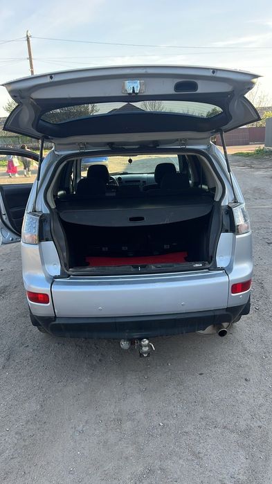 Продам mitsubishi outlander xl