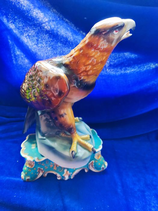Статуэтка орёл фарфор Германия