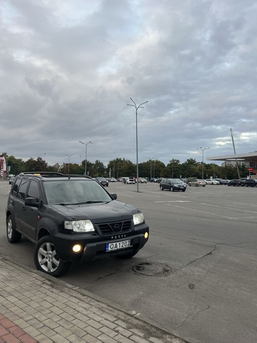 Продам Нісан , робоча лошадка