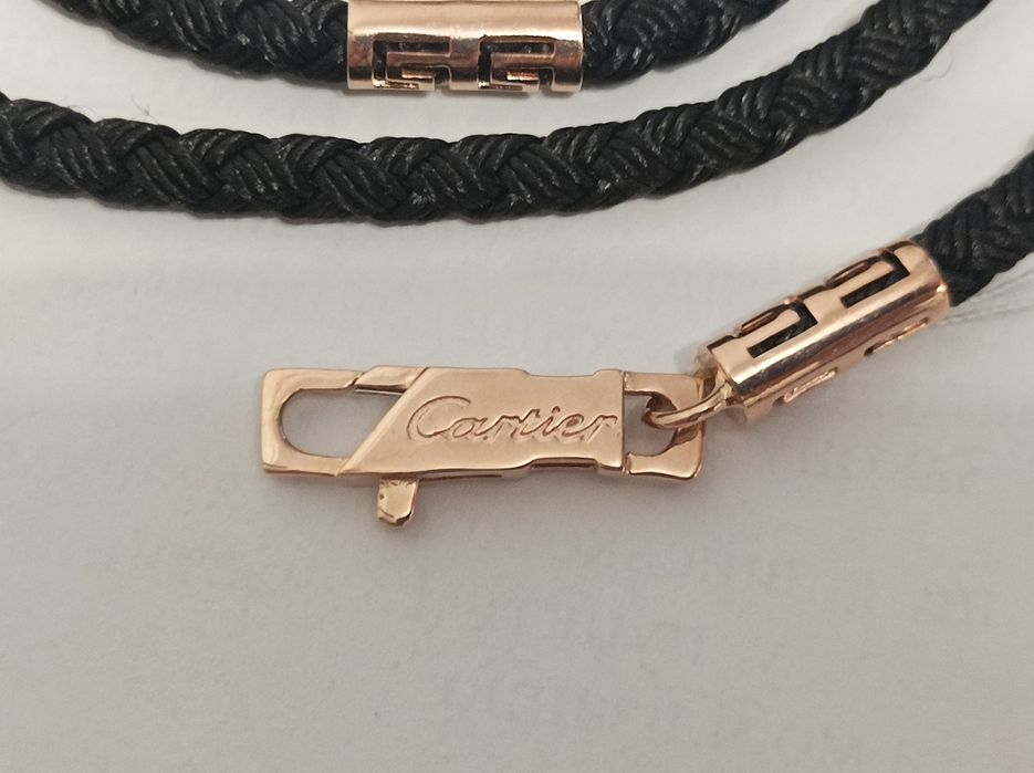 Шнурок шелковый с золотом