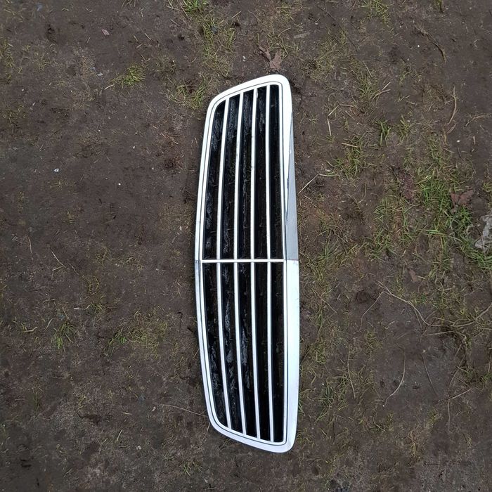grill Mercedes S klasa A220
