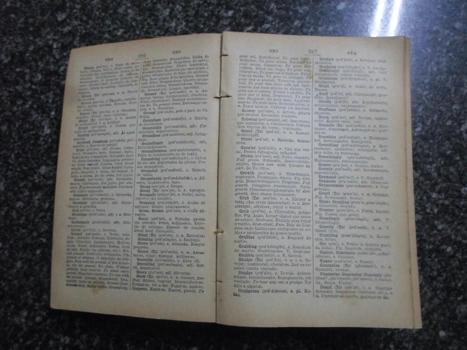 2 dicionarios para colecionadores