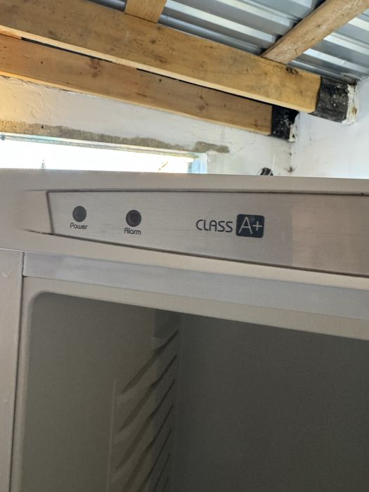 Холодилтник Swiss б/у