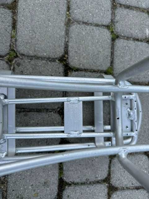 Bagażnik rowerowy z miejscem na baterię - koła 20"