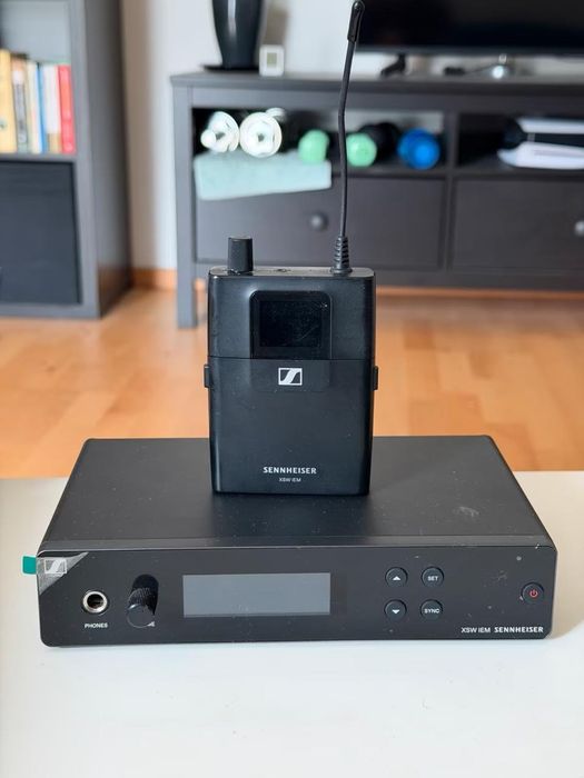 Sprzedaję moje zestaw Sennheiser XSW IEM w paśmie A (476–500 MHz)
