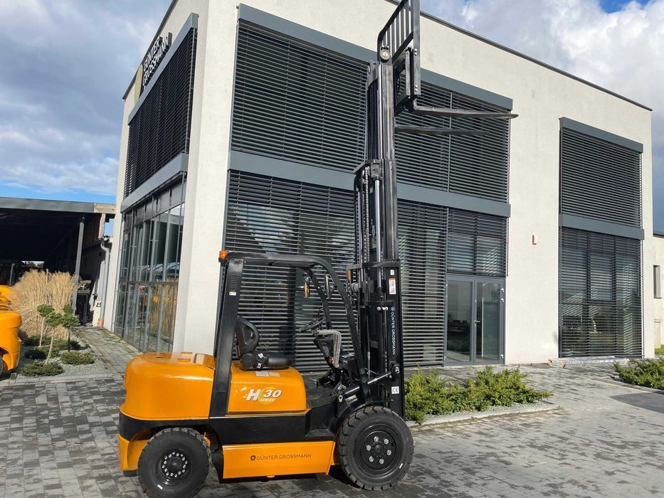 Nowy wózek widłowy 3T triplex 4.5m Gunter 3 lata gwarancji