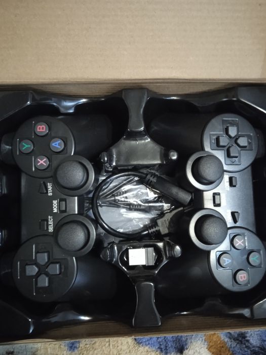 Продам ігрову приставку