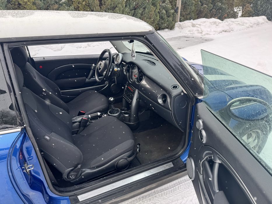 Mini cooper 1.6 2006 po kolizjii