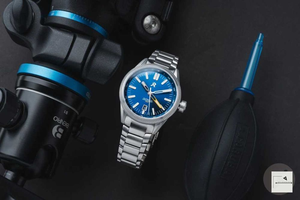 zegarek RZE: Fortitude GMT-S - Sapphire Sunburst