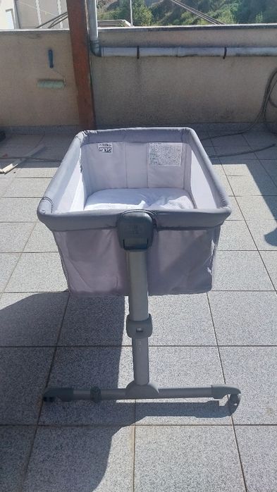 Next to me 2 mais o tapete de brinde e o travesseiro de amamentação