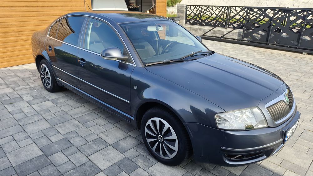 Škoda Superb