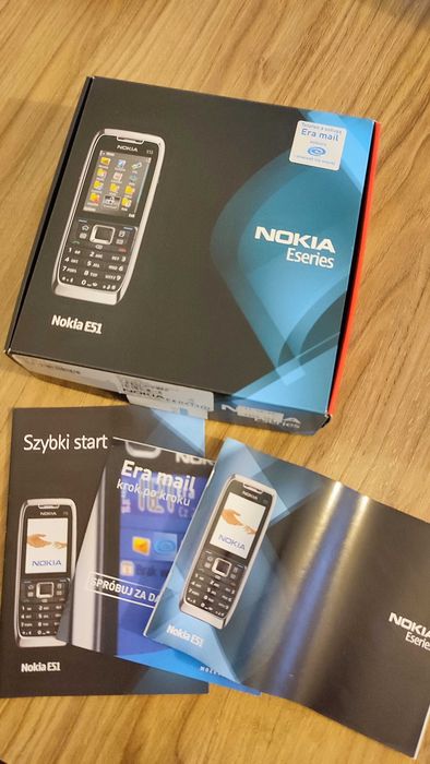 Pudełko Nokia E51