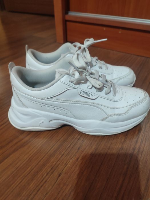 Sprzedam buty damskie marki Puma rozmiar 37 białe stan bardzo dobry