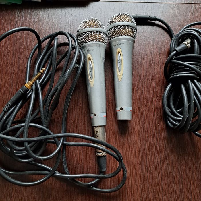 DVD плеер с караоке.