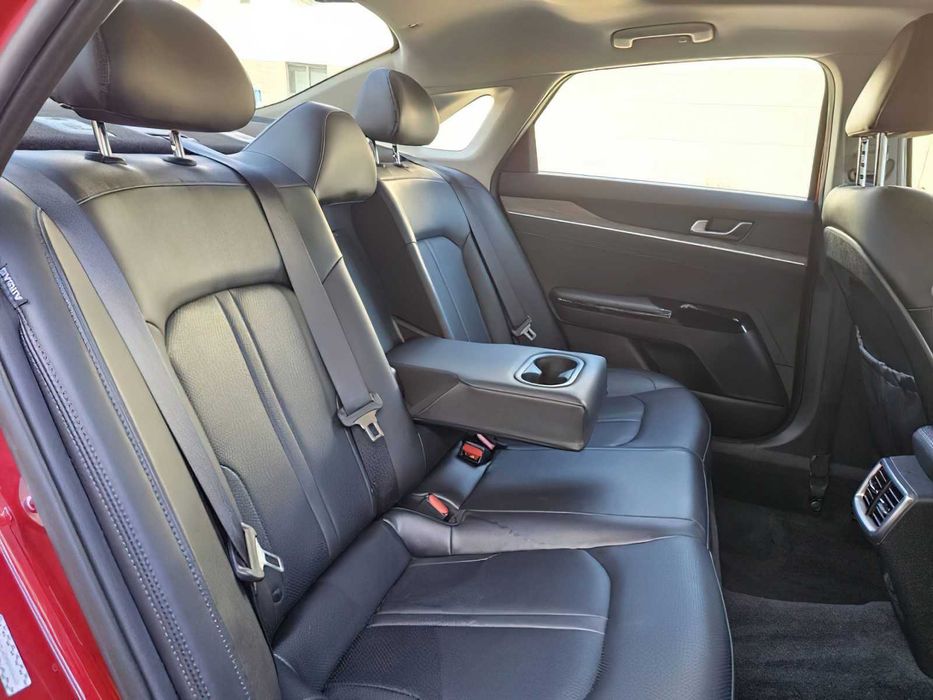 Kia K5      2021